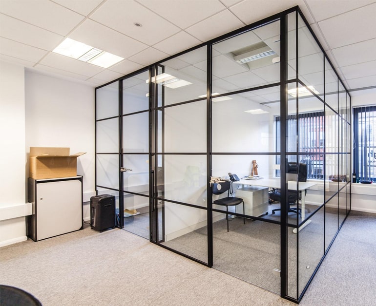 Стеклянные перегородки для офиса