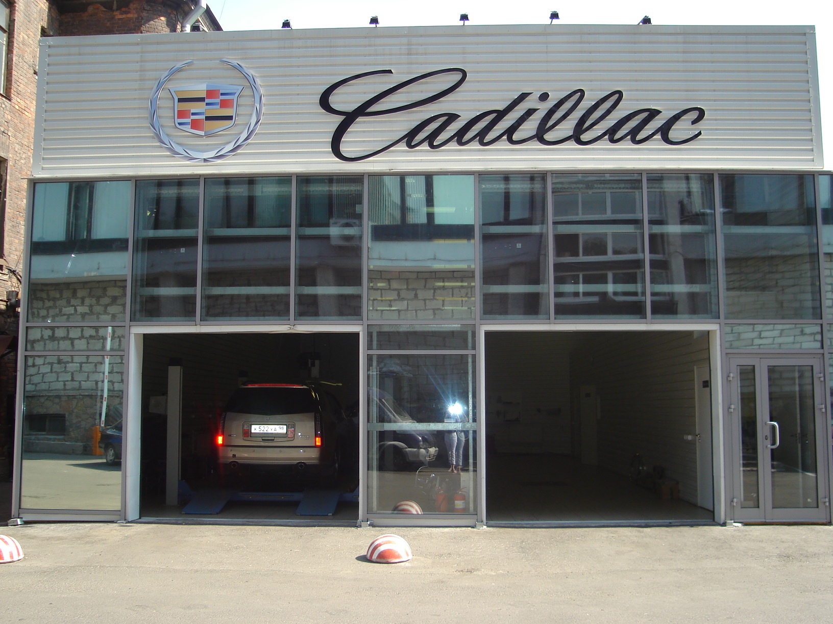 остекление со светоотражающим эффектом