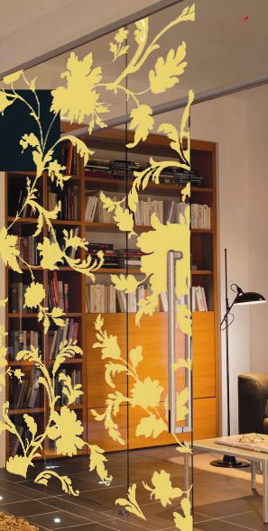 Стеклянные двери