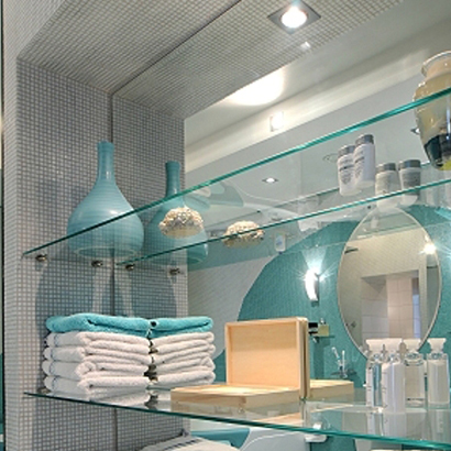 Стеклянные полки