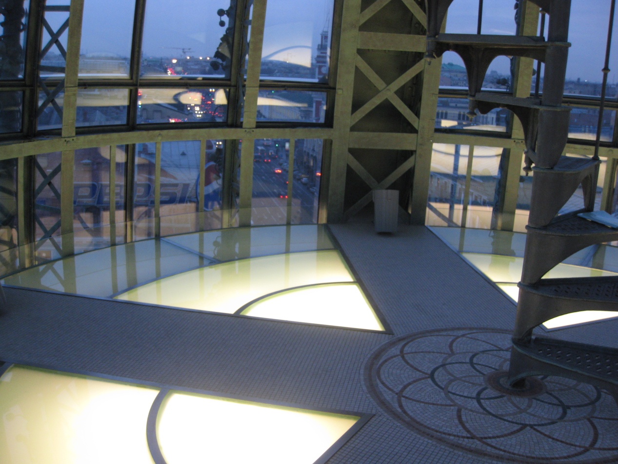 Стеклянные полы и ступени на заказ